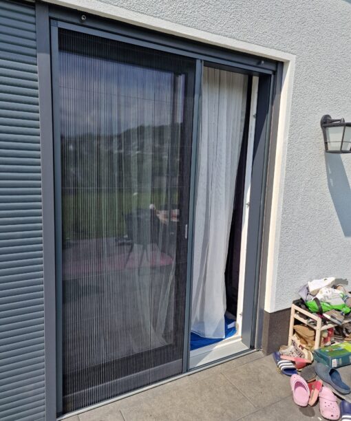 3.Schraub- Klebesystem Flache Laufschiene von rechts ← Außenseite zu schieben